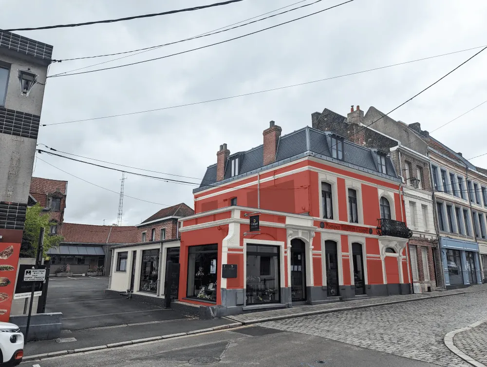 crespel façade rouge